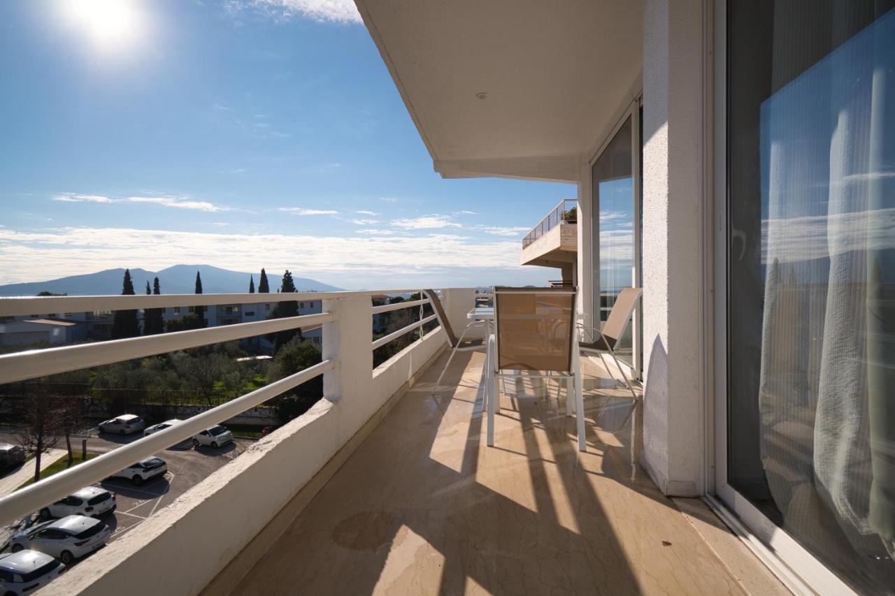 Elegant Flat Marousi District Apartment Athena Bagian luar foto