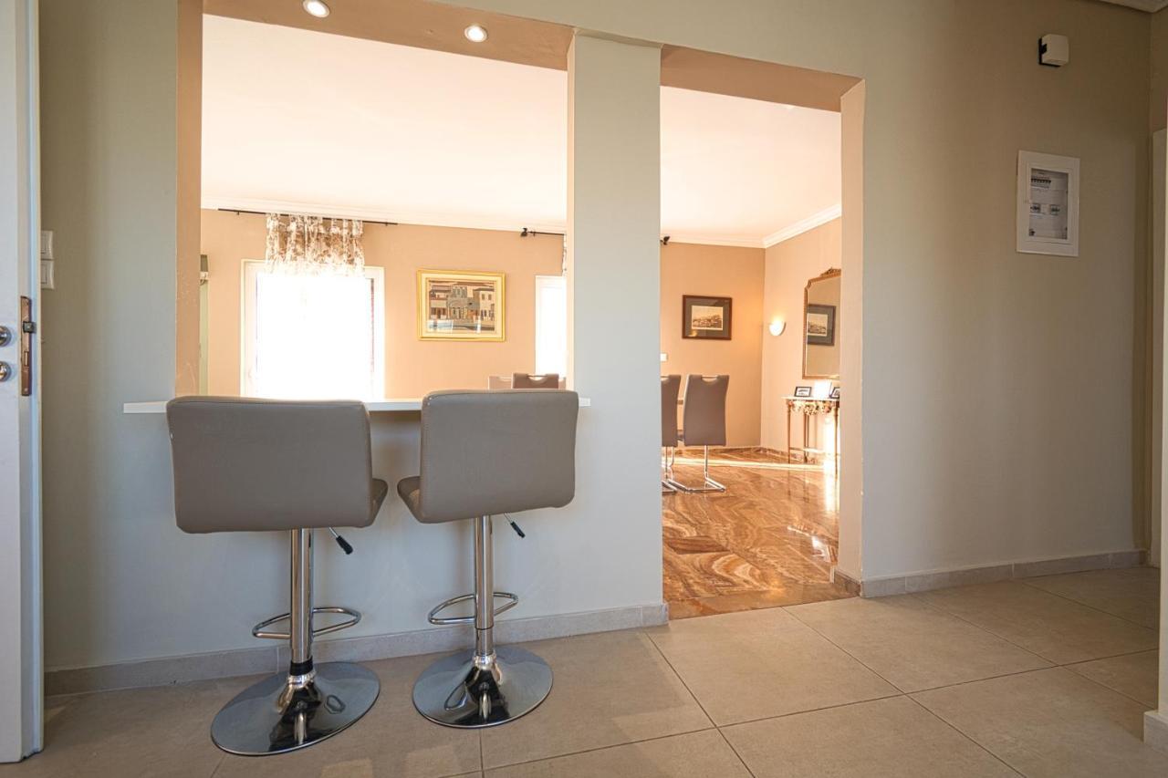 Elegant Flat Marousi District Apartment Athena Bagian luar foto